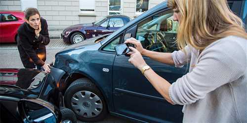 Как проходит осмотр автомобиля после ДТП в страховой компании и что важно знать автовладельцам